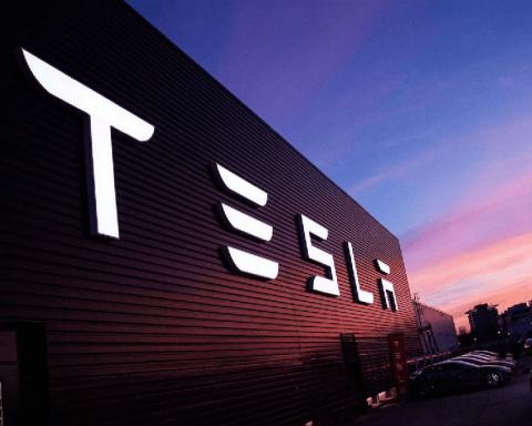 Tesla Motors покупает SolarCity